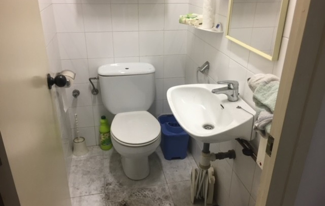 Venta - Local comercial -
Terrassa