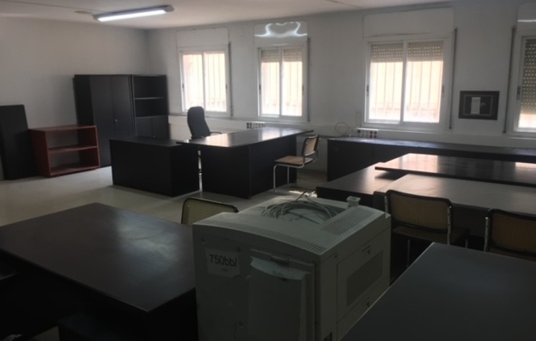 Venta - Local comercial -
Terrassa