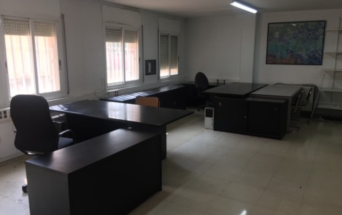 Venta - Local comercial -
Terrassa