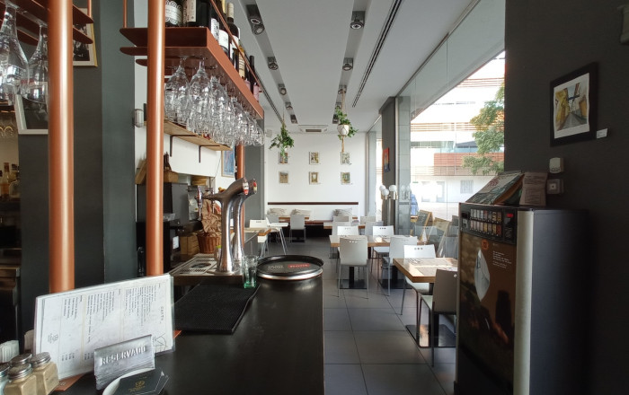 Transfert - Bar Restaurante -
Barcelona - Clot