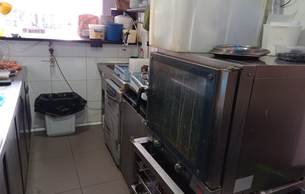 Transfert - Bar Restaurante -
Barcelona - Clot