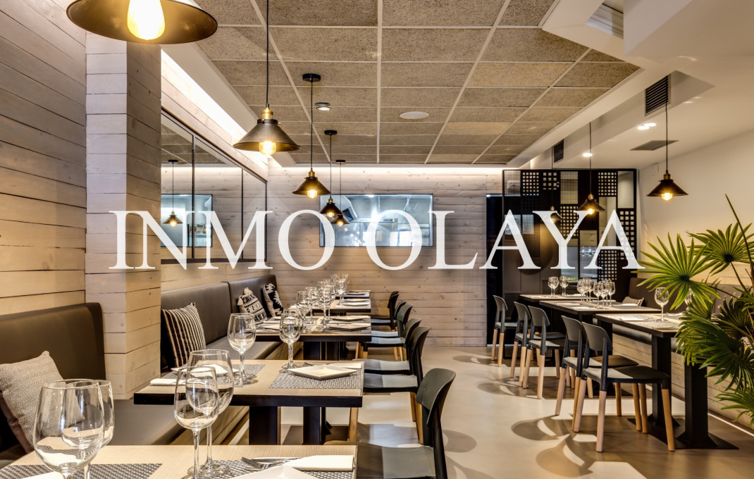 Transfert - Restaurant -
Barcelona - Sant Antoni