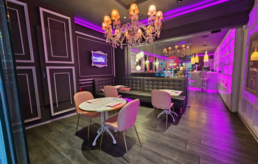 Traspaso - Restaurante -
Barcelona - Eixample Izquierdo