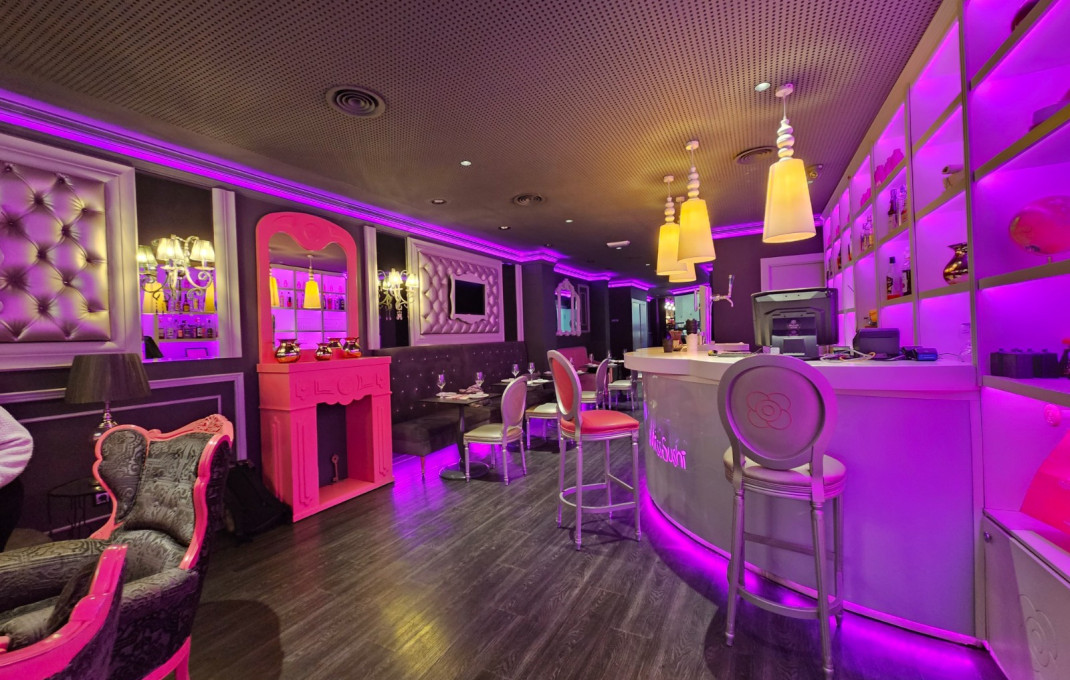 Traspaso - Restaurante -
Barcelona - Eixample Izquierdo