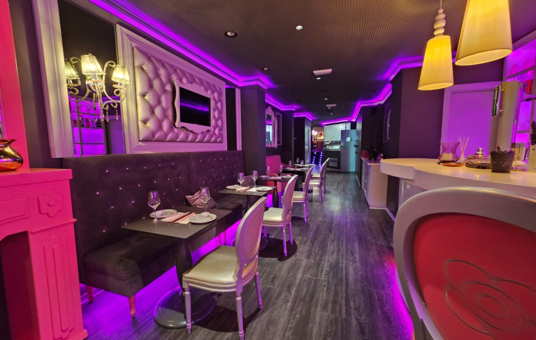 Traspaso - Restaurante -
Barcelona - Eixample Izquierdo