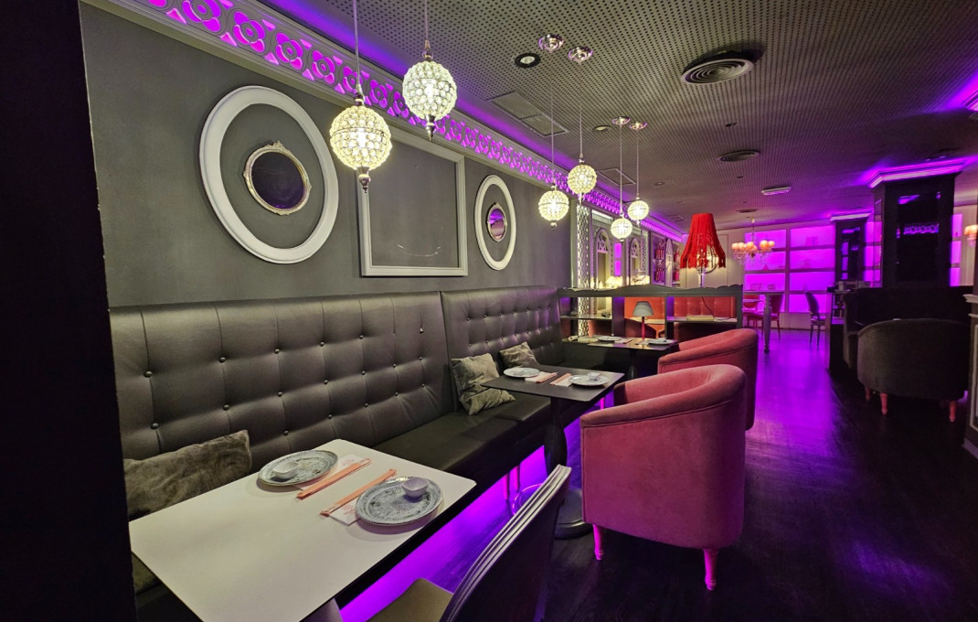 Traspaso - Restaurante -
Barcelona - Eixample Izquierdo