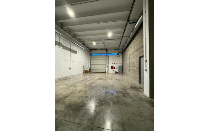 Rental - Naves y solares -
Gavá