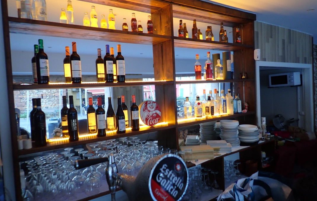 Traspaso - Bar-Cafeteria -
Castelldefels