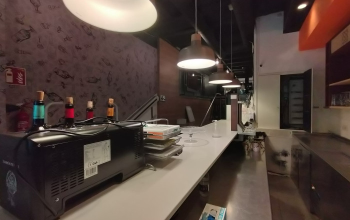 Transfert - Bar Restaurante -
Barcelona - Eixample Izquierdo