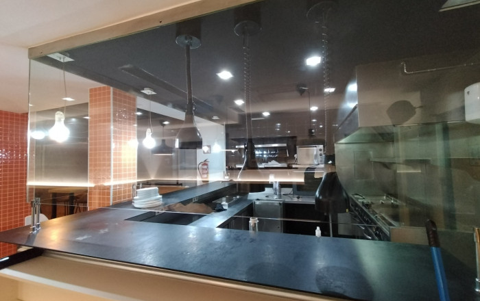 Transfert - Bar Restaurante -
Barcelona - Eixample Izquierdo