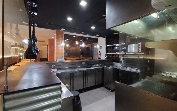 Transfert - Bar Restaurante -
Barcelona - Eixample Izquierdo