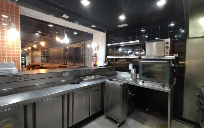 Transfert - Bar Restaurante -
Barcelona - Eixample Izquierdo