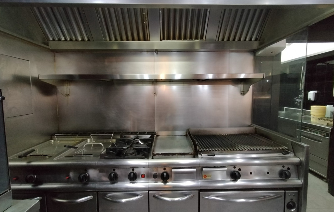 Transfert - Bar Restaurante -
Barcelona - Eixample Izquierdo