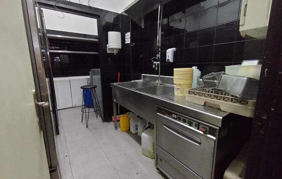 Transfert - Bar Restaurante -
Barcelona - Eixample Izquierdo