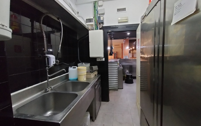 Transfert - Bar Restaurante -
Barcelona - Eixample Izquierdo