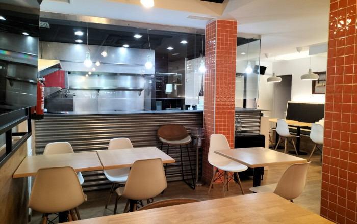 Transfert - Bar Restaurante -
Barcelona - Eixample Izquierdo