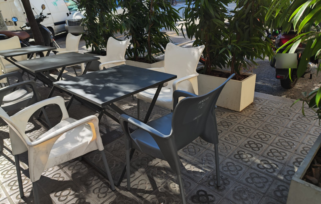 Traspaso - Licencia C2 -
Barcelona - Eixample Izquierdo