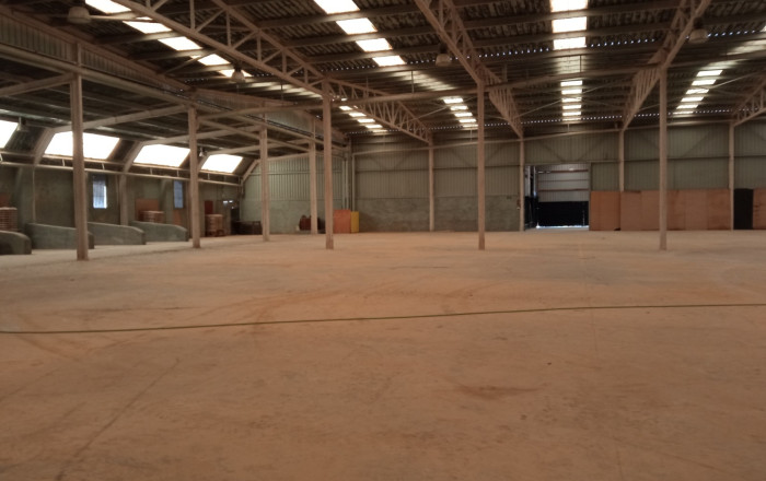 Revente - Naves y solares -
Terrassa