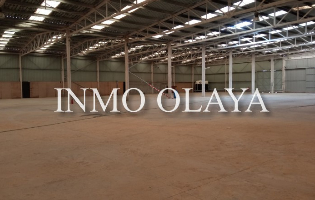 Revente - Naves y solares -
Terrassa