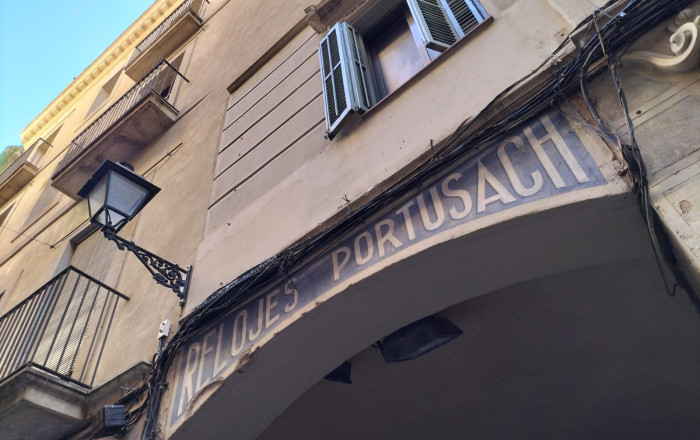 Traspaso - Peluquerias y Estetica -
Barcelona - Borne-centro