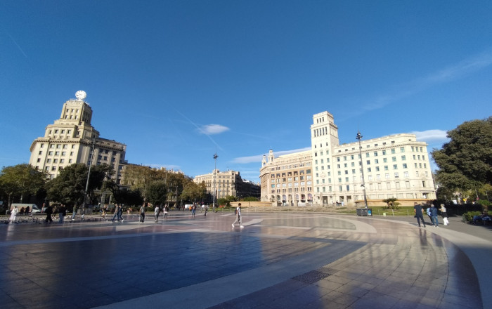 Traspaso - Peluquerias y Estetica -
Barcelona - Borne-centro