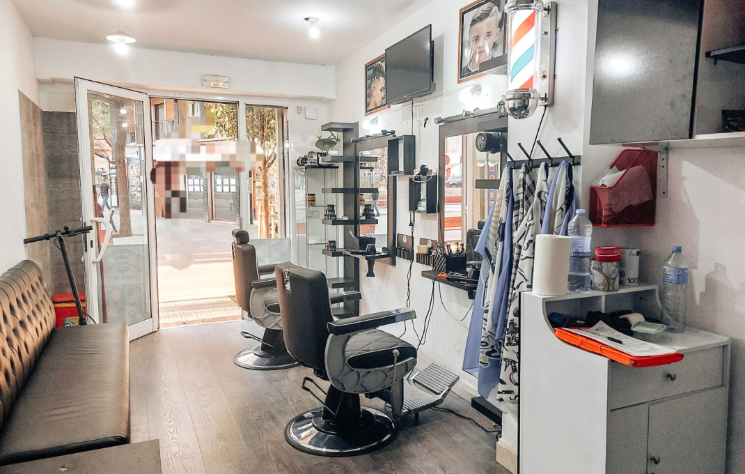 Traspaso - Peluquerias y Estetica -
L'Hospitalet de Llobregat - Collblanc