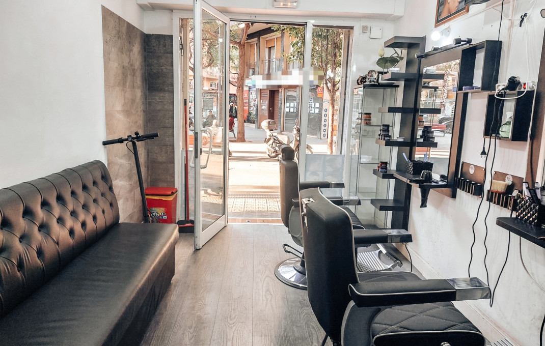 Traspaso - Peluquerias y Estetica -
L'Hospitalet de Llobregat - Collblanc