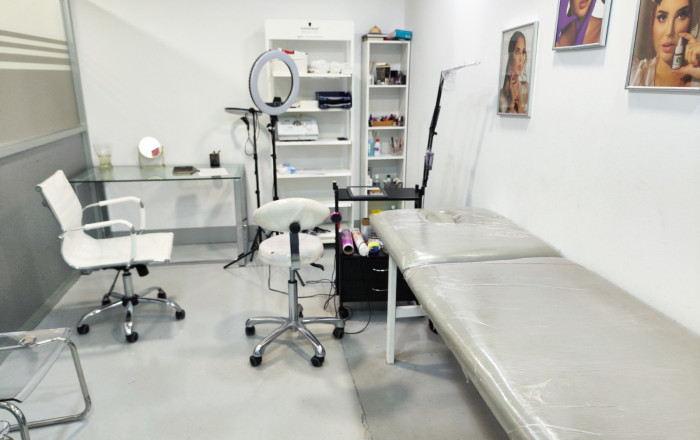 Transfert - Peluquerias y Estetica -
Barcelona - El Fort Pienc