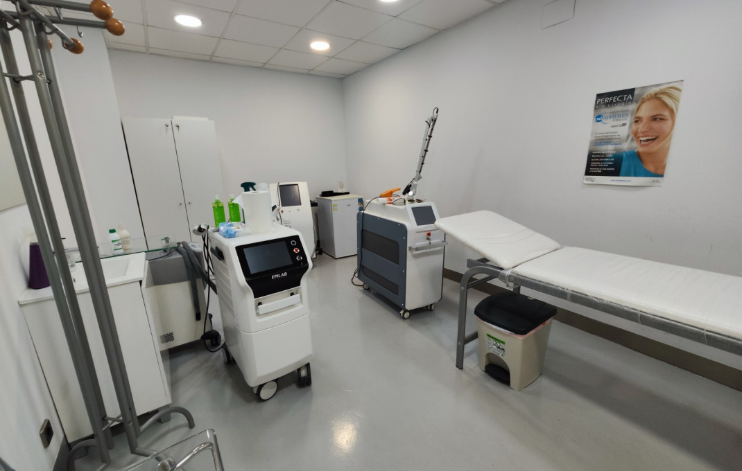 Transfert - Peluquerias y Estetica -
Barcelona - El Fort Pienc