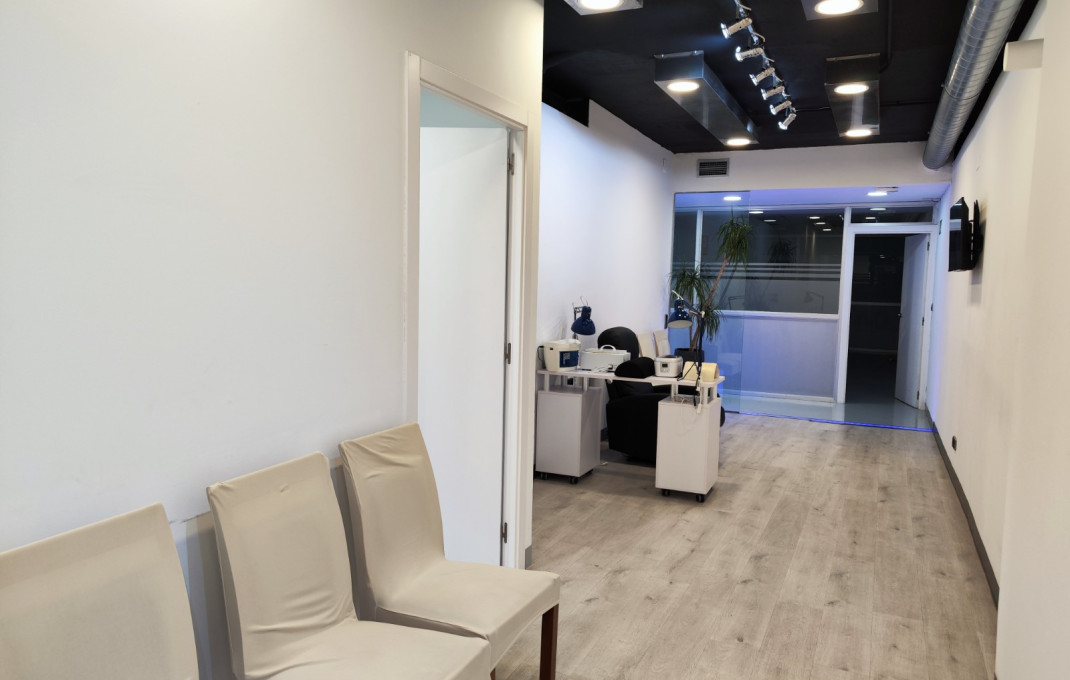 Transfert - Peluquerias y Estetica -
Barcelona - El Fort Pienc