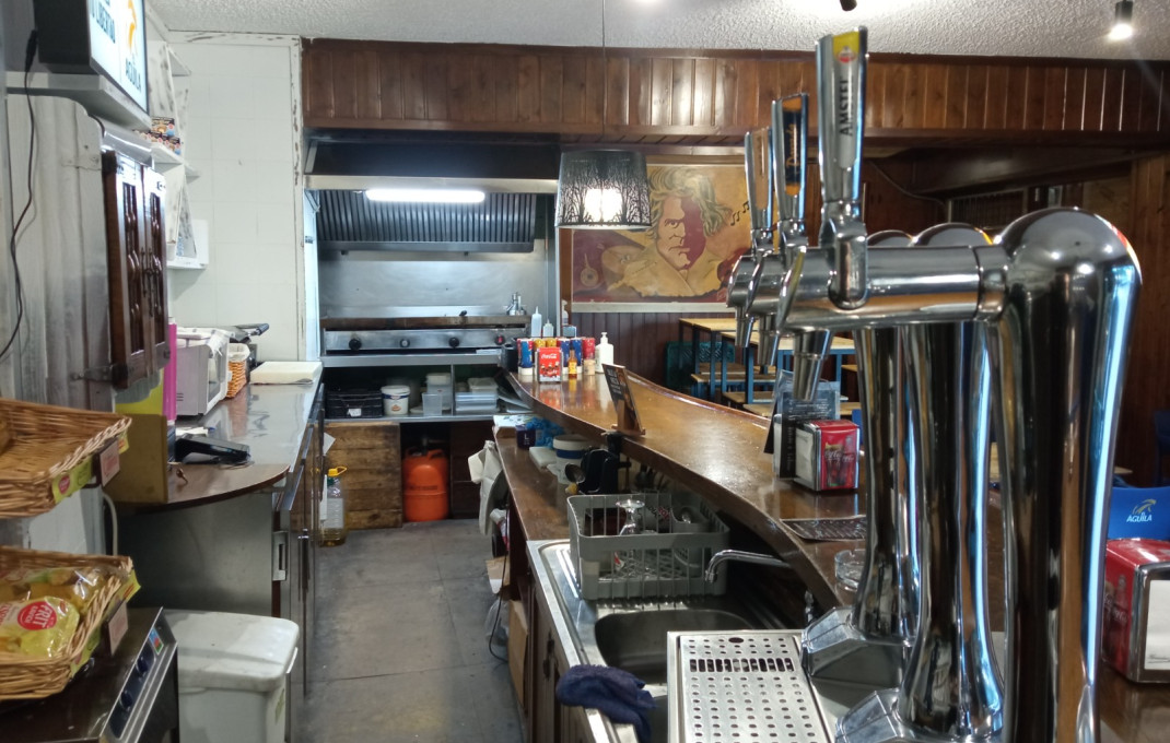 Traspaso - Bar- C1 -
Barberá del Vallés