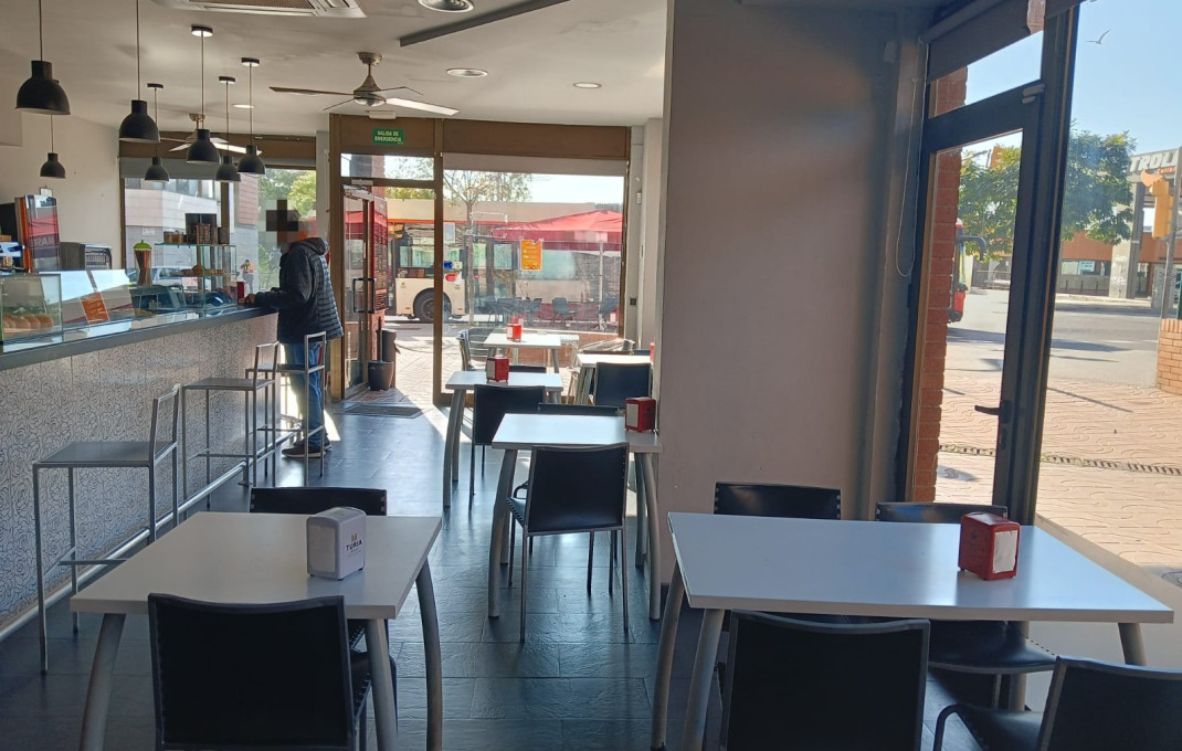 Traspaso - Bar Restaurante -
Barcelona - Les corts