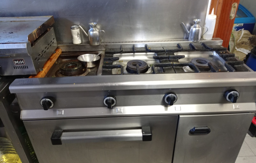 Traspaso - Bar Restaurante -
Barcelona - Les corts