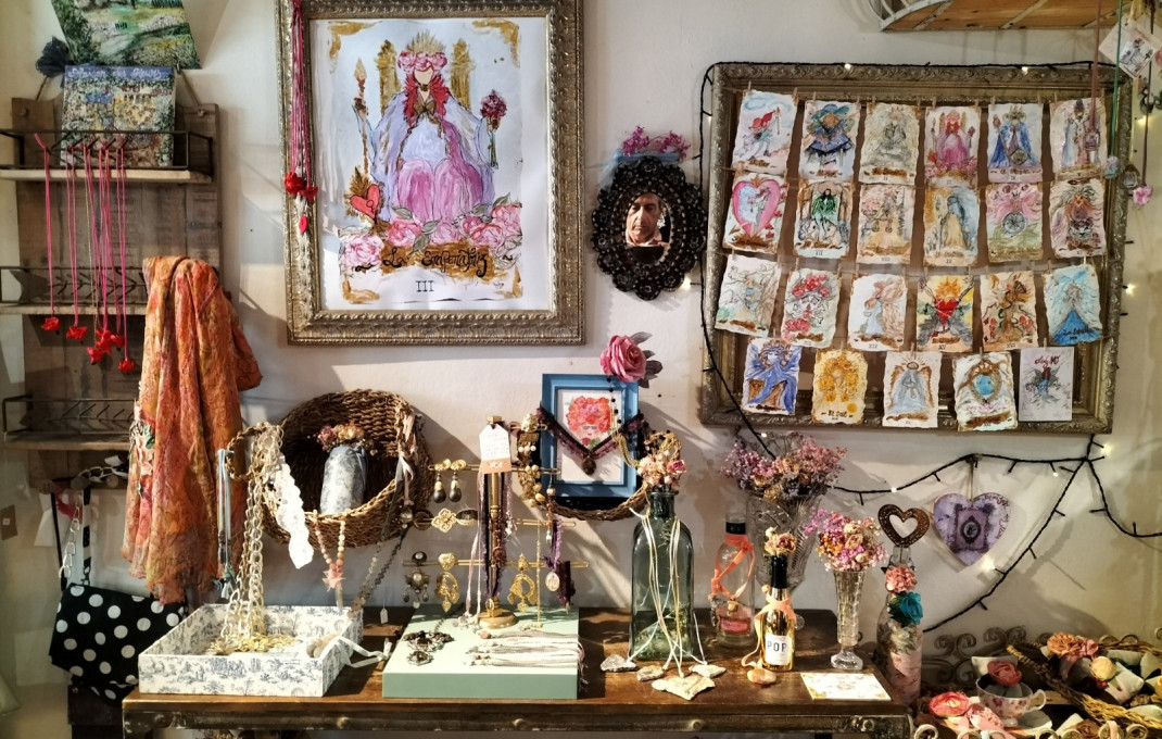 Traspaso - Tiendas -
Barcelona - Eixample Izquierdo