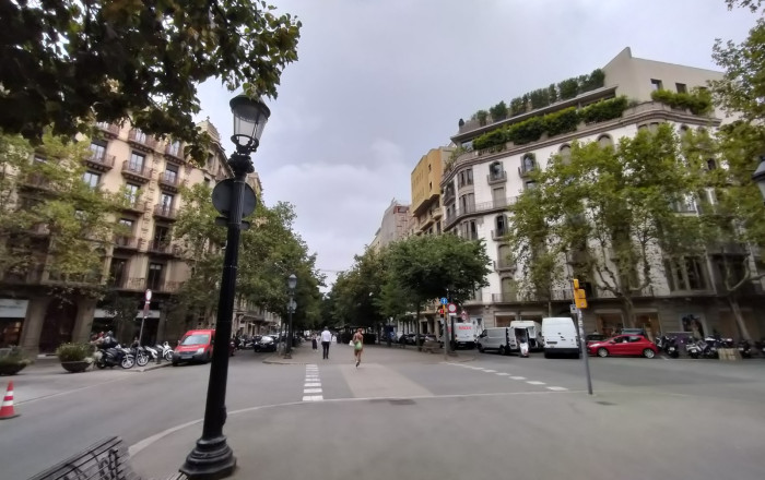 Traspaso - Tiendas -
Barcelona - Eixample Izquierdo