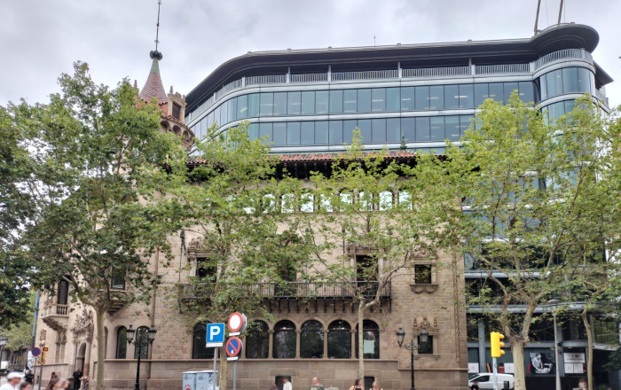 Traspaso - Tiendas -
Barcelona - Eixample Izquierdo