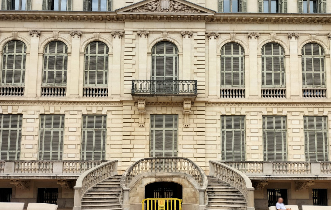 Traspaso - Tiendas -
Barcelona - Eixample Izquierdo