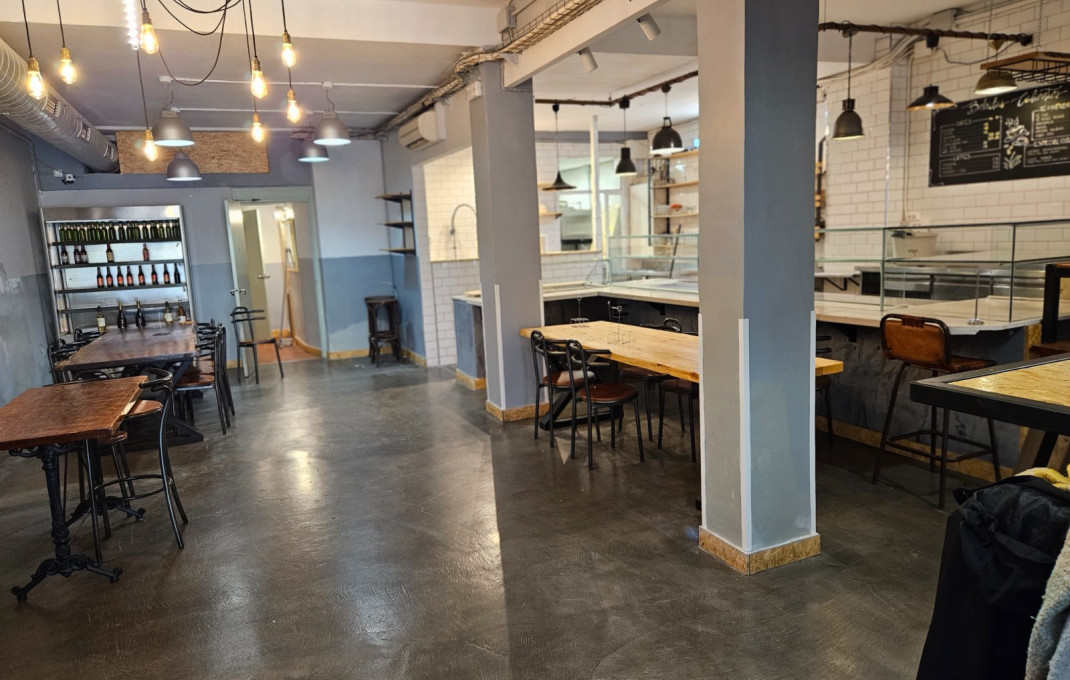 Traspaso - Restaurante -
Barcelona - Poblenou