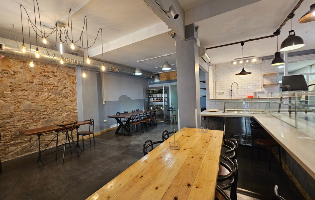 Traspaso - Restaurante -
Barcelona - Poblenou