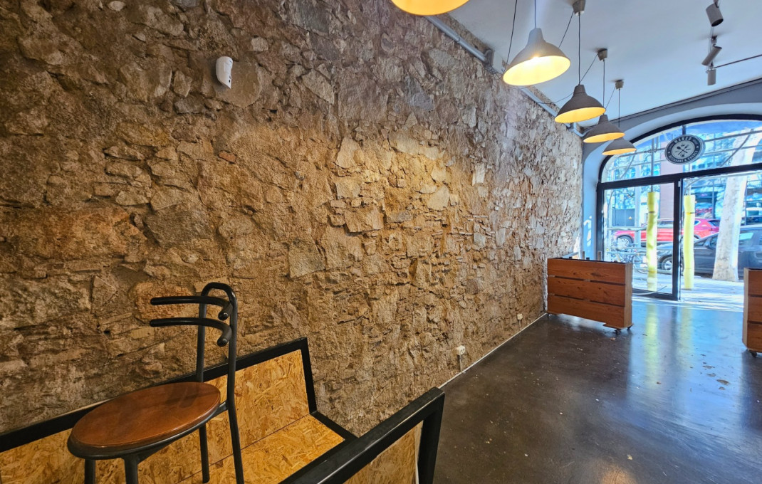 Traspaso - Restaurante -
Barcelona - Poblenou