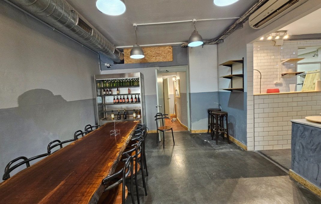 Traspaso - Restaurante -
Barcelona - Poblenou