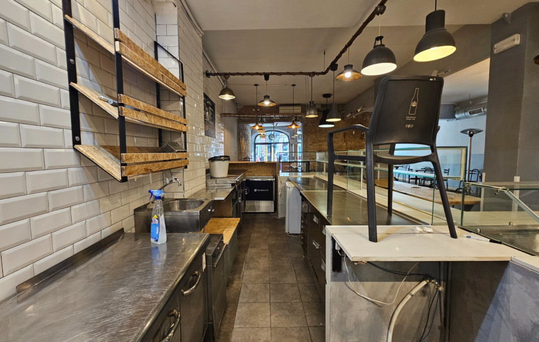 Traspaso - Restaurante -
Barcelona - Poblenou