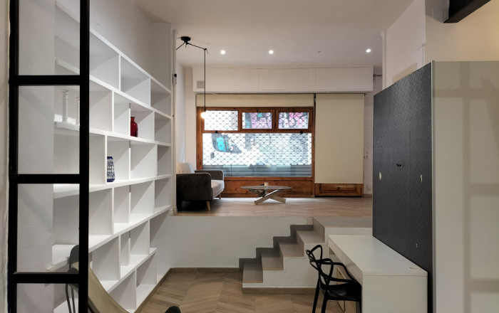 Revente - Local comercial -
Barcelona - Gràcia