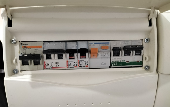 Revente - Local comercial -
Barcelona - Gràcia