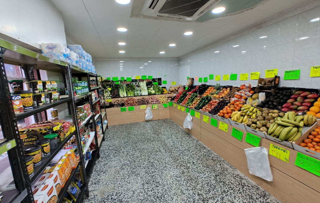 Traspaso - Frutería -
L'Hospitalet de Llobregat - La Florida