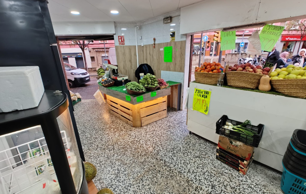 Traspaso - Frutería -
L'Hospitalet de Llobregat - La Florida