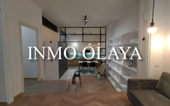 Revente - Local comercial -
Barcelona - Gràcia