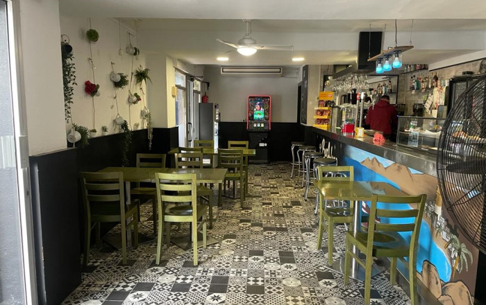 Traspaso - Bar-Cafeteria -
Rubí
