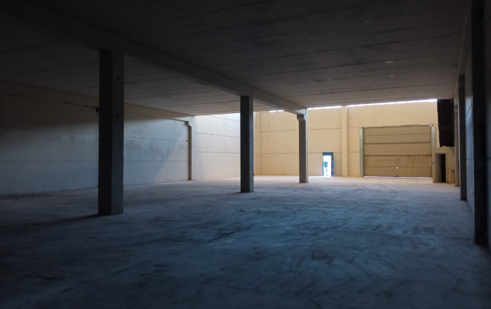 Location longue durée - Naves y solares -
Sant Esteve Sesrovires