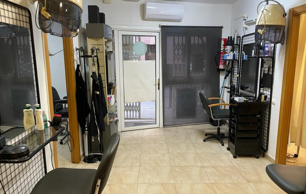 Transfert - Peluquerias y Estetica -
Montcada i Reixac